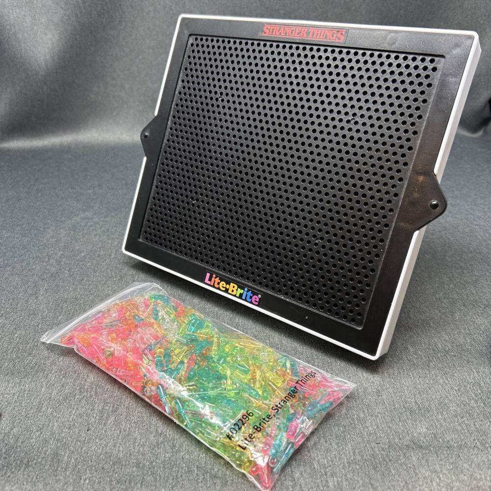 Lite-Brite x Stranger Things Special Edition Light-Up Desktop Art Board WORKS